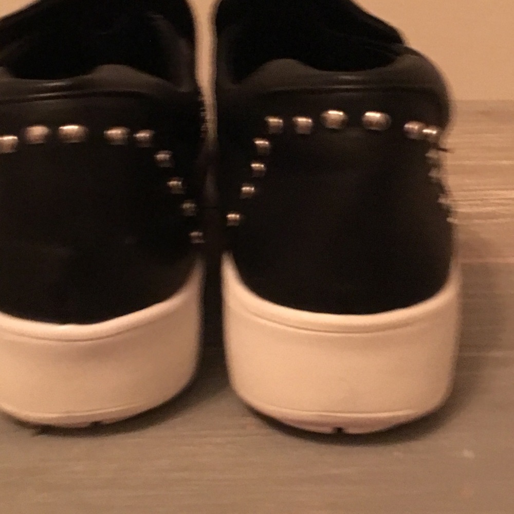 ⭐️LAST PAIR⭐️ NWOB Steven by Steve Madden slip ons - Picture 4 of 5